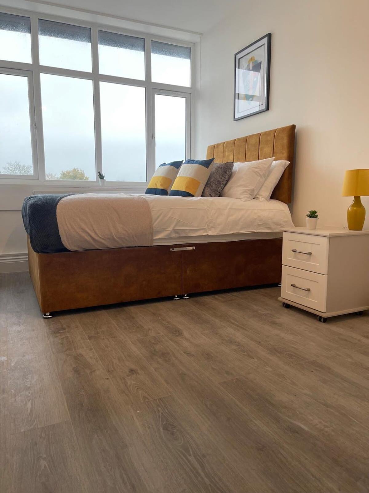 1 Bedroom Apartment - Flitwick - Contractor Friendly - Tourist Ready - Full Kitchen - Wifi - Smart Tv - Sofa Bed - Free Parking - Ideal For Short Or Long Stays Exterior foto