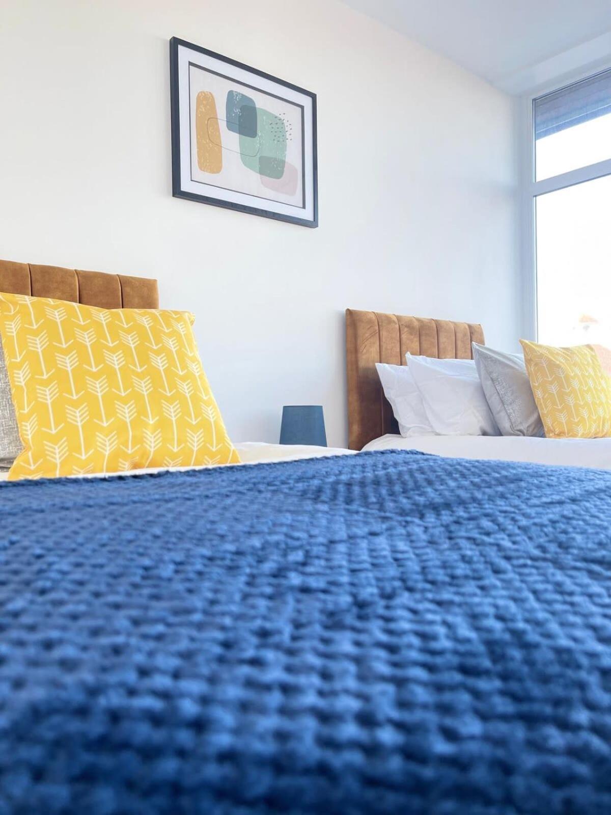 1 Bedroom Apartment - Flitwick - Contractor Friendly - Tourist Ready - Full Kitchen - Wifi - Smart Tv - Sofa Bed - Free Parking - Ideal For Short Or Long Stays Exterior foto