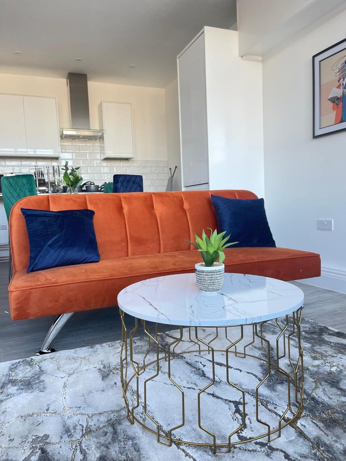 1 Bedroom Apartment - Flitwick - Contractor Friendly - Tourist Ready - Full Kitchen - Wifi - Smart Tv - Sofa Bed - Free Parking - Ideal For Short Or Long Stays Exterior foto